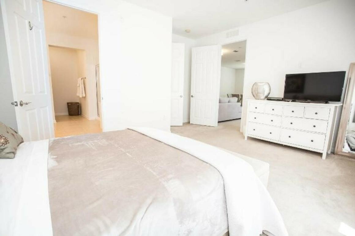 Modern Vacation Apartment With A Lake View At Vista Cay Resort Vc4816 Ορλάντο Εξωτερικό φωτογραφία